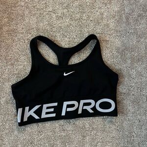 Nike Pro Black and sports bra (girls)